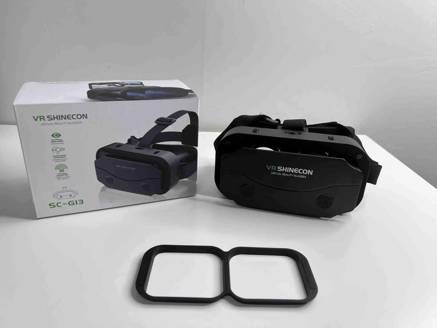 Ochelari mobili 3D VR digitali, potriviti pentru TV, filme si jocuri video .Compatibili cu iOS, Android .Dimensuni suportate: De la 4 la 7,7 inch.